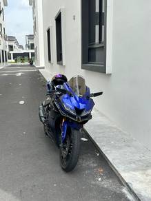 Yamaha R15