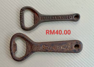 Fraser & Neave 7Up Bottle Openers