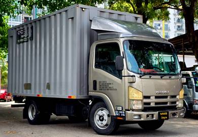 Isuzu NMR85 Box/ Bonded/ Kotak/ Luton Lorry
