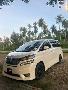 Toyota Vellfire V L-EDITION in Nagalang / Kerupang, LBN