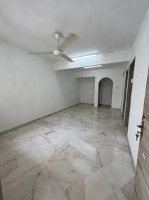 Flat For Sale in Taman Jinjang