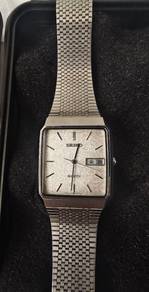 Seiko Majesta Snowflake Quartz 30mm Unisex Square 