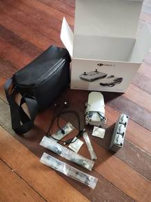 Drone DJI MINI 2 SE with 3 batteries Full Set