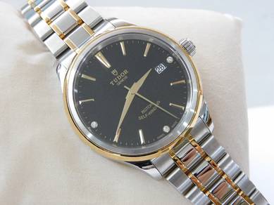 38mm Tudor Style Two-tone Yellow Gold. Black