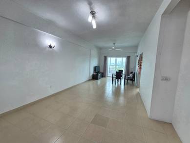 Condominium For Sale in Cassia Resort Condominium