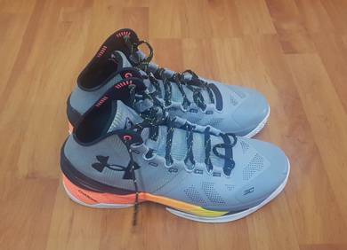 Under Armour Curry 2 Retro Iron