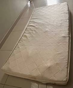 Used single mattress