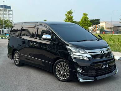 Toyota Vellfire Z in Kota Bharu, KTN
