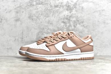 Nike Dunk Low Rose Whisper