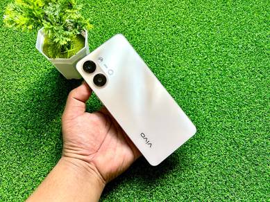 vivo y21 5G 120Hz 6500mAh 8GB RAM 128GB Fullset !!