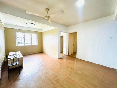 Apartment For Sale in Sri Ilham