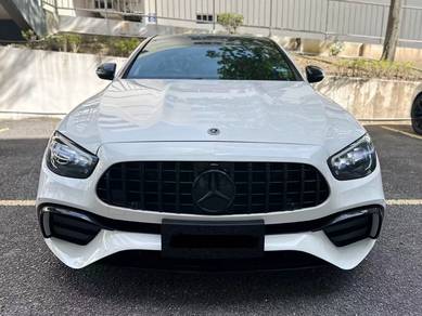 Mercedes Benz E200 200 AVANTGARDE (CKD) in Desa Petaling, KUL