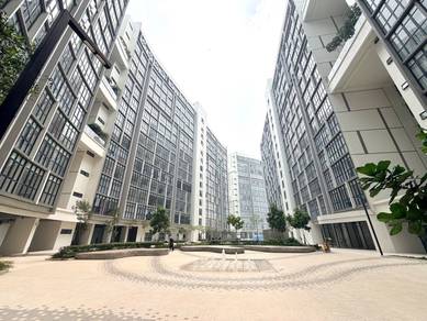 Condominium For Rent in Milano Eight