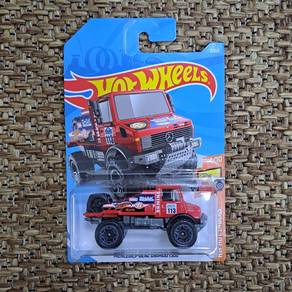 Hot Wheels Mercedes Benz Unimog 1300
