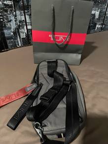Tumi