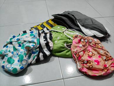 Cloth Diapers atau Pampers boleh guna semula