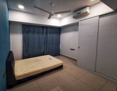 Condominium For Rent in Residence 8