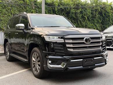 2023 Toyota Land Cruiser ZX