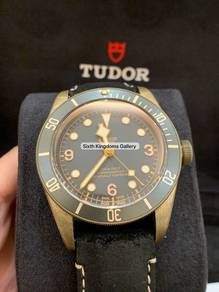 Tudor Black Bay Bronze 43mm M79250BA-0001