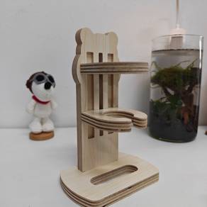 Preloved Adjustable Wooden Bottle Stand Hamster