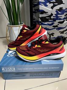 Sketchers Repulsion shoe