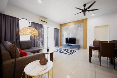 Condominium For Sale in The Peak SOHO