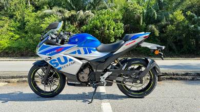 Suzuki Gixxer SF250 GP Edition