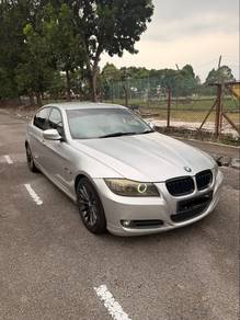 BMW 323i 23i (CKD) in Bukit Mertajam, PNG