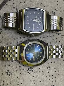 WTS Combo Vintage Auto Watch very cheap!!