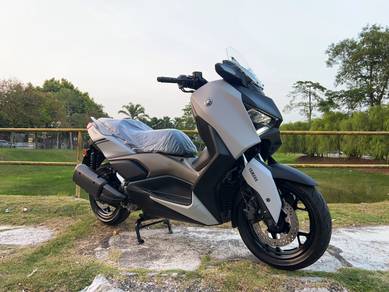 Yamaha XMAX