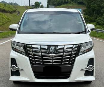 Toyota Alphard 2.5 SC in Bukit Jalil, KUL