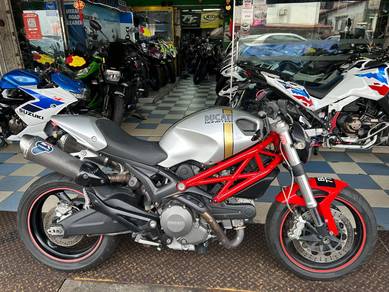 Ducati Monster 795
