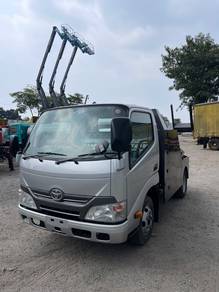 Hino XZU605 Tow Truck