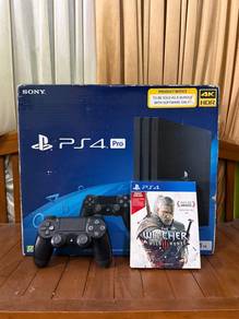 ps4 pro 1tb used with game