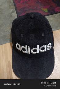 adidas cap spell out 