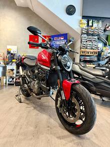 Ducati Monster 821