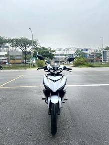 Yamaha Y15ZR