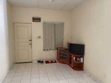 Apartment For Rent in Beverly Hills 3