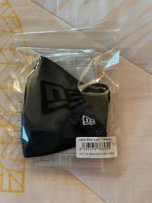 New Era Black Facemask