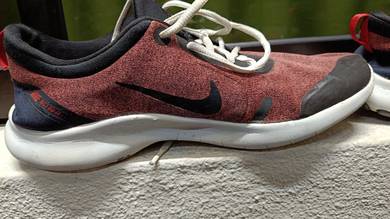 Kasut Sukan Nike Flex Experience 8