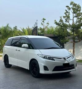 Toyota Estima in Bandar Hilir, MLK