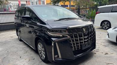 Toyota Alphard S TYPE GOLD in KLCC, KUL