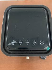 Oxygen concentrator with nebulizer