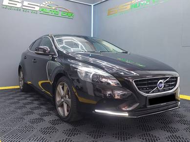 Volvo V40 T5 in Seri Kembangan, SGR