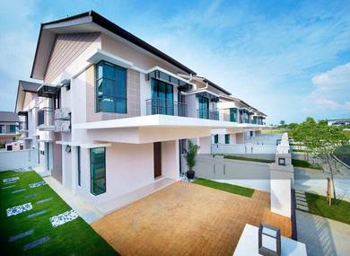 2-storey Terraced House For Sale in Banting,SGR