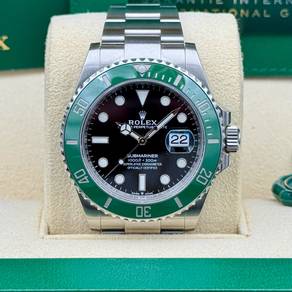 Rolex Submariner Date Starbuck 126610LV