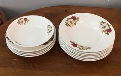 Vintage oriental ceramics plate set 12