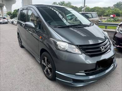 2013 Honda Freed S