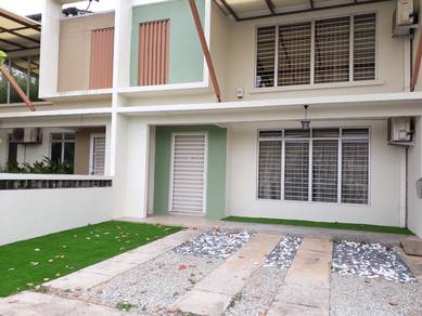 Desiran Homestay @ Bandar Enstek KLIA Sepang.