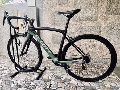 Alcott Ascari Silhouette Carbon Road Bike 🚴‍♂️